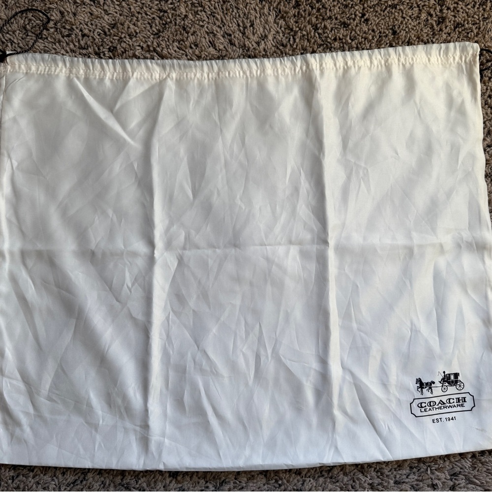 Coach White/Cream Dust Bag